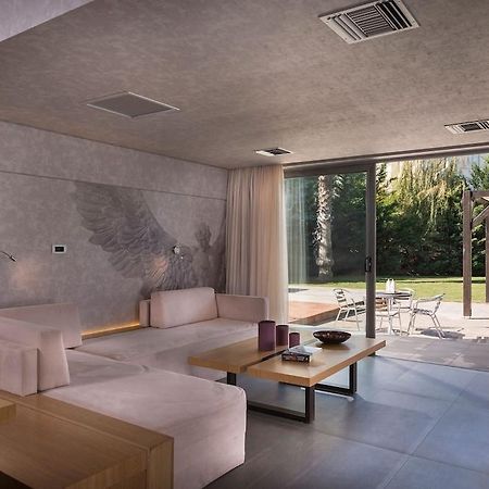 Ikaros Hotel Chania  ภายนอก รูปภาพ