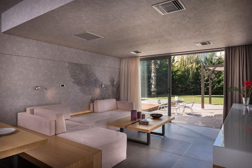 Ikaros Hotel Chania  ภายนอก รูปภาพ