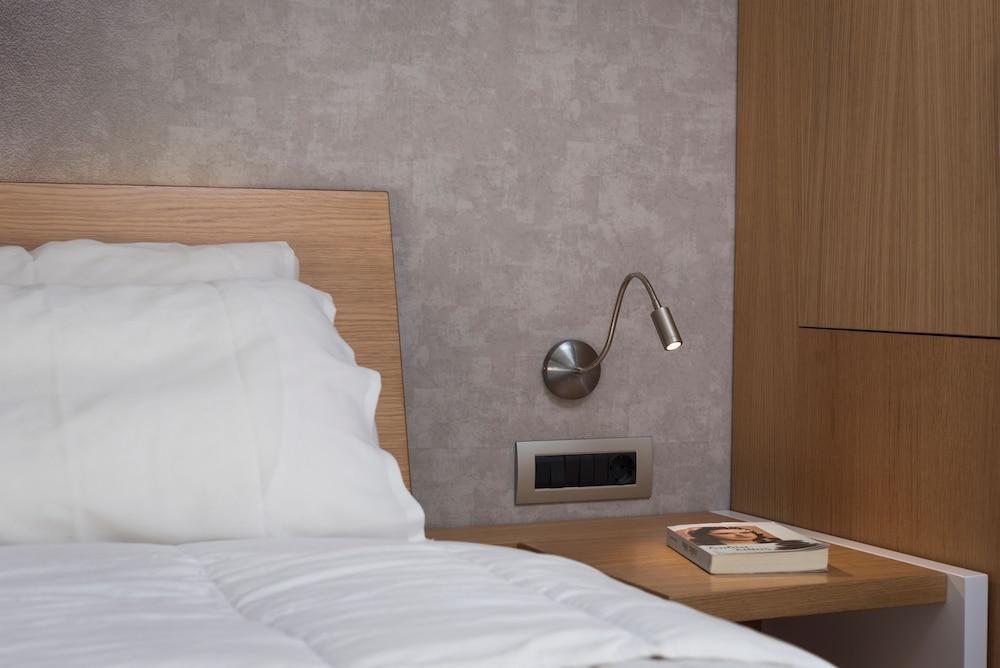 Ikaros Hotel Chania  ภายนอก รูปภาพ